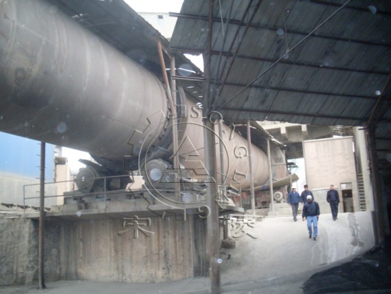 石灰窯現(xiàn)場,石灰窯現(xiàn)場設備,石灰窯設備,石灰窯價格